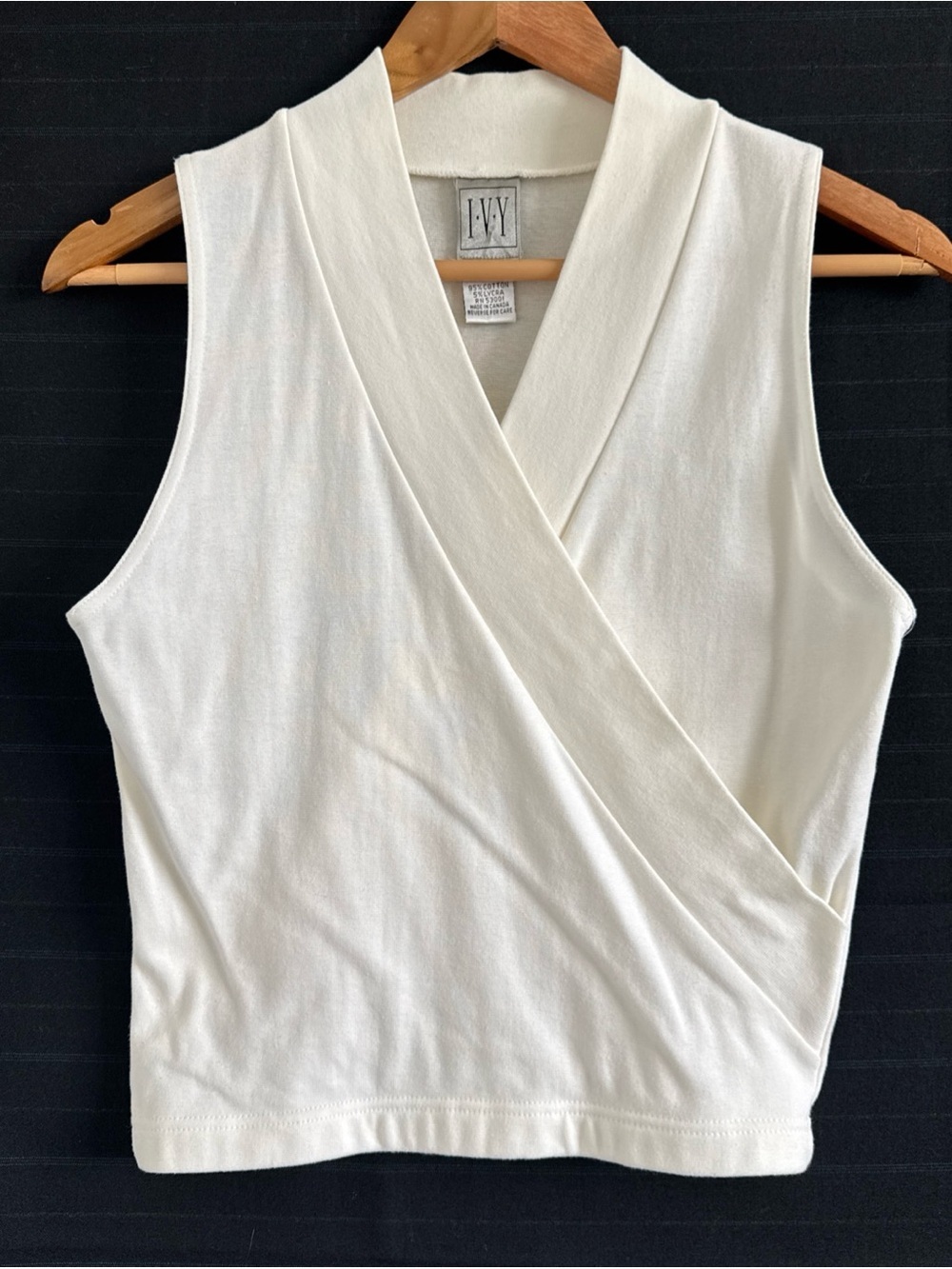 IVY Off White Surplice Crop Sleeveless Wrap V Neck Tank Shirt M Vintage 90s Y2K